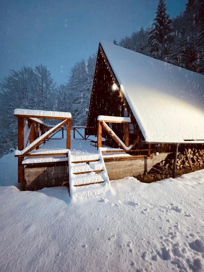 Wild Cabin Малая Экстерьер фото